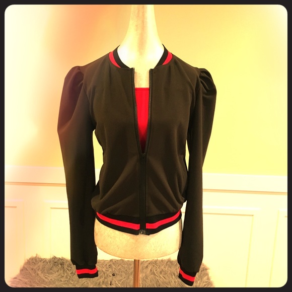 Puff sleeves Jacket (NWOT) - Picture 3 of 5